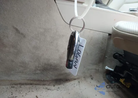 2009 Mercedes-Benz C 300 Luxury from USA, damaged, VIN WDDGF54XX9F218450